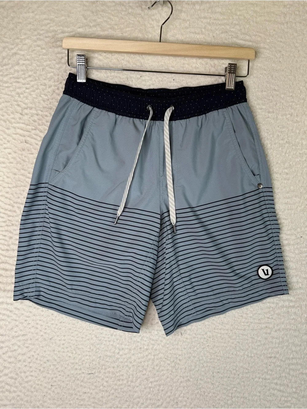 Vuori Kore Short Lined Athletic Shorts V302 Light Blue Green Men's Size XS